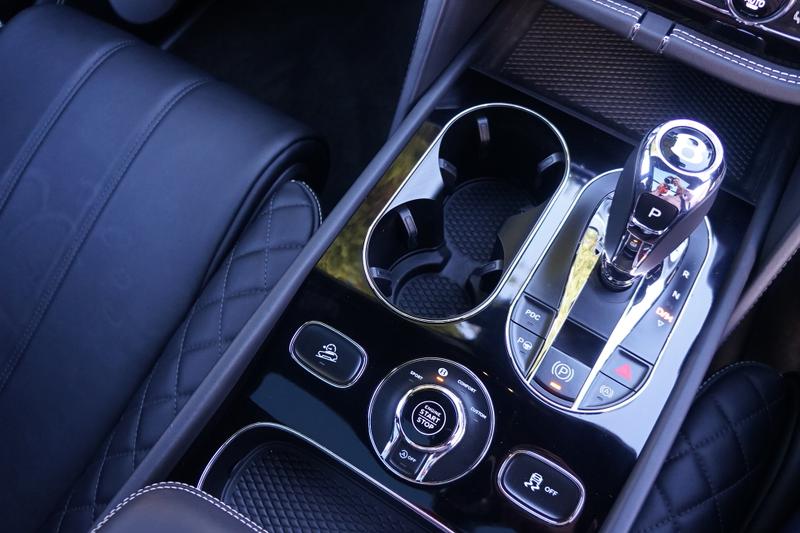 Used Bentley Bentayga 2018 for sale - 77445917: Photo 12