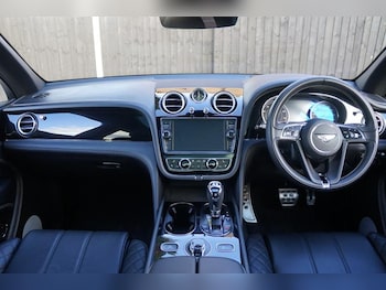 Used Bentley Bentayga 2018 for sale - 77445917: Photo