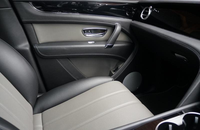 Used Bentley Bentayga 2019 for sale - 75995358: Photo 19