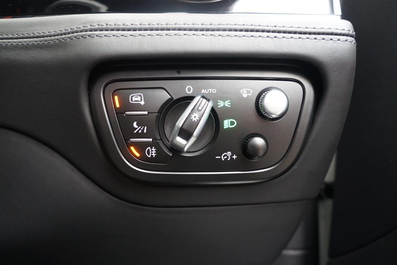 Used Bentley Bentayga 2019 for sale - 75995358: Photo 24