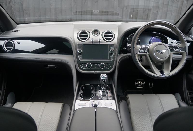 Used Bentley Bentayga 2019 for sale - 75995358: Photo 4