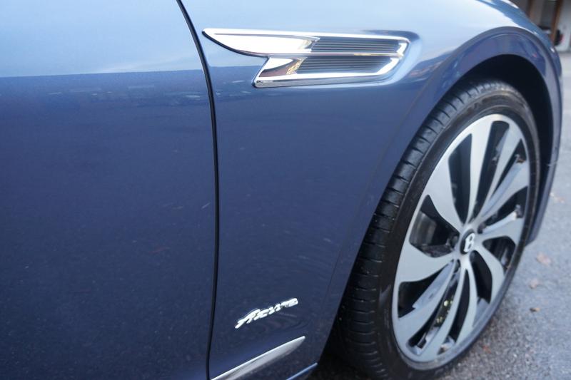 Used Bentley Flying Spur 2023 for sale - 77296758: Photo 10