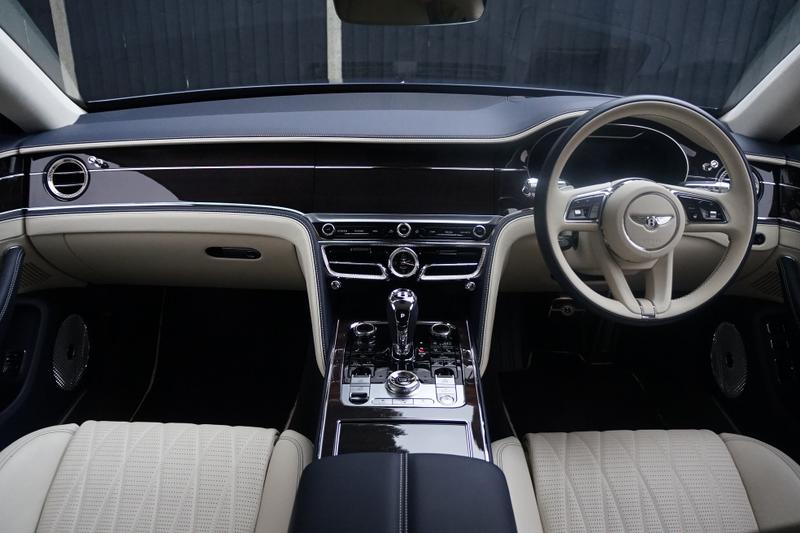 Used Bentley Flying Spur 2023 for sale - 77296758: Photo 4