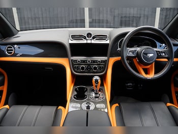 Used Bentley Bentayga 2024 for sale - 79187839: Photo