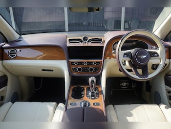Used Bentley Bentayga 2022 for sale - 77607535: Photo