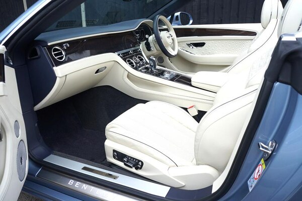 Used Bentley Continental 2022 for sale - 76154259: Photo 2