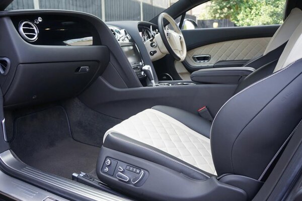 Used Bentley Continental 2016 for sale - 76161978: Photo 2
