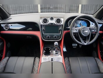 Used Bentley Bentayga 2018 for sale - 77116833: Photo