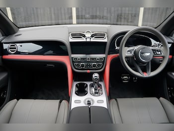 Used Bentley Bentayga 2025 for sale - 78593013: Photo