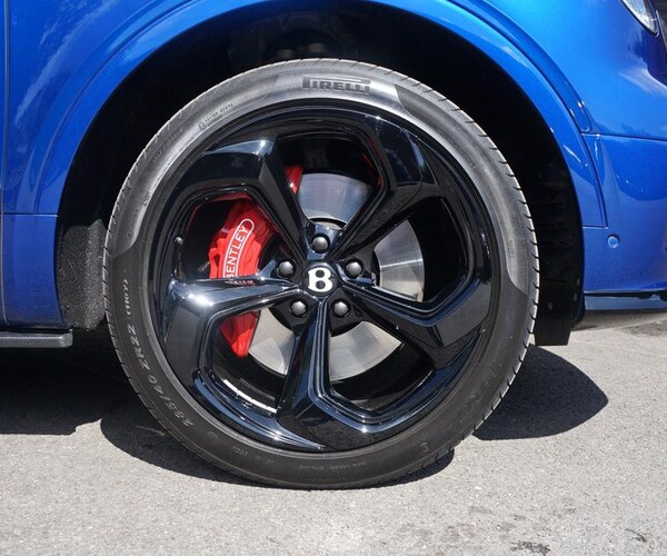 Used Bentley Bentayga 2023 for sale - 75084451: Photo 6