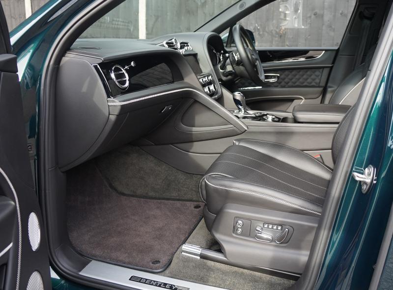 Used Bentley Bentayga 2021 for sale - 76067586: Photo 2
