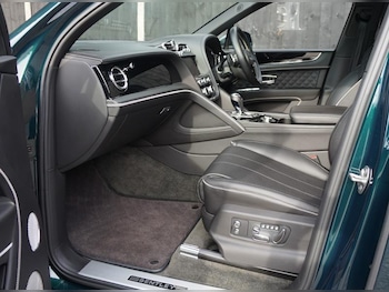 Used Bentley Bentayga 2021 for sale - 76067586: Photo