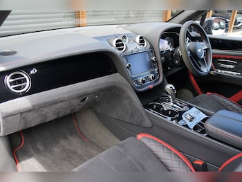 Used Bentley Bentayga 2019 for sale - 78921352: Photo