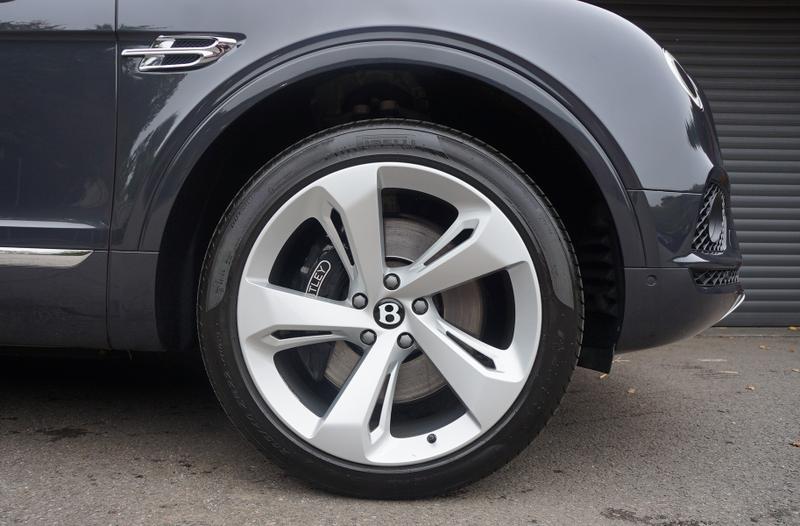 Used Bentley Bentayga 2019 for sale - 76067642: Photo 6