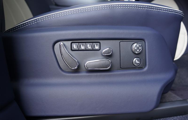 Used Bentley Bentayga 2023 for sale - 76977378: Photo 20