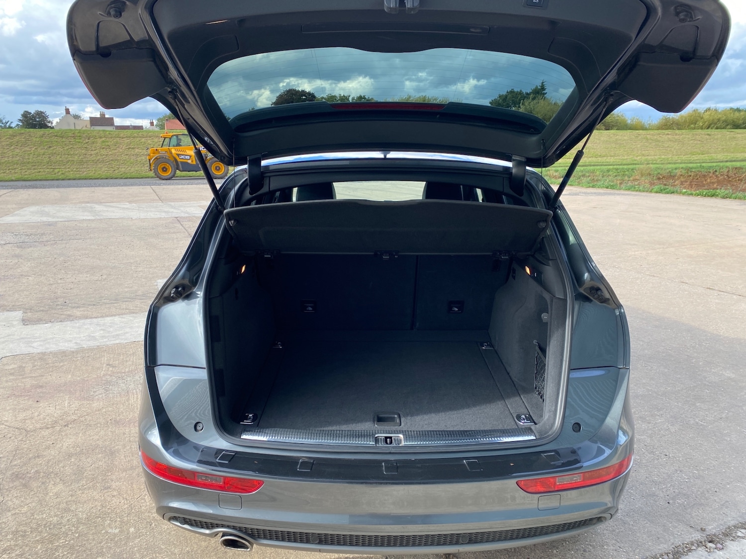 Used Audi Q5 2017 for sale - 77562973: Photo 22