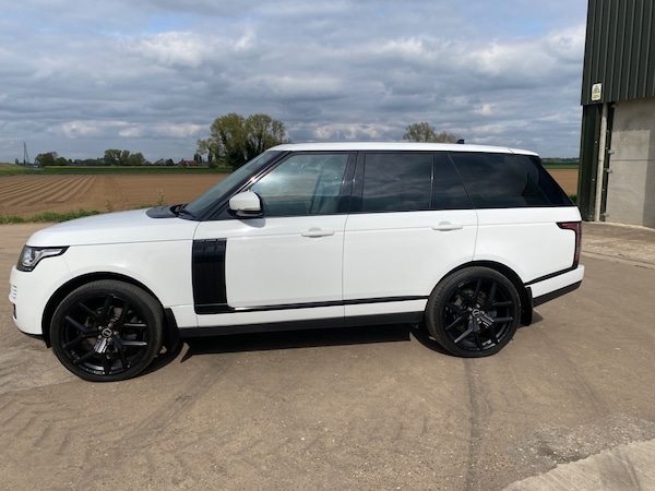 Used Land Rover Range Rover 2015 for sale - 74704181: Photo 12