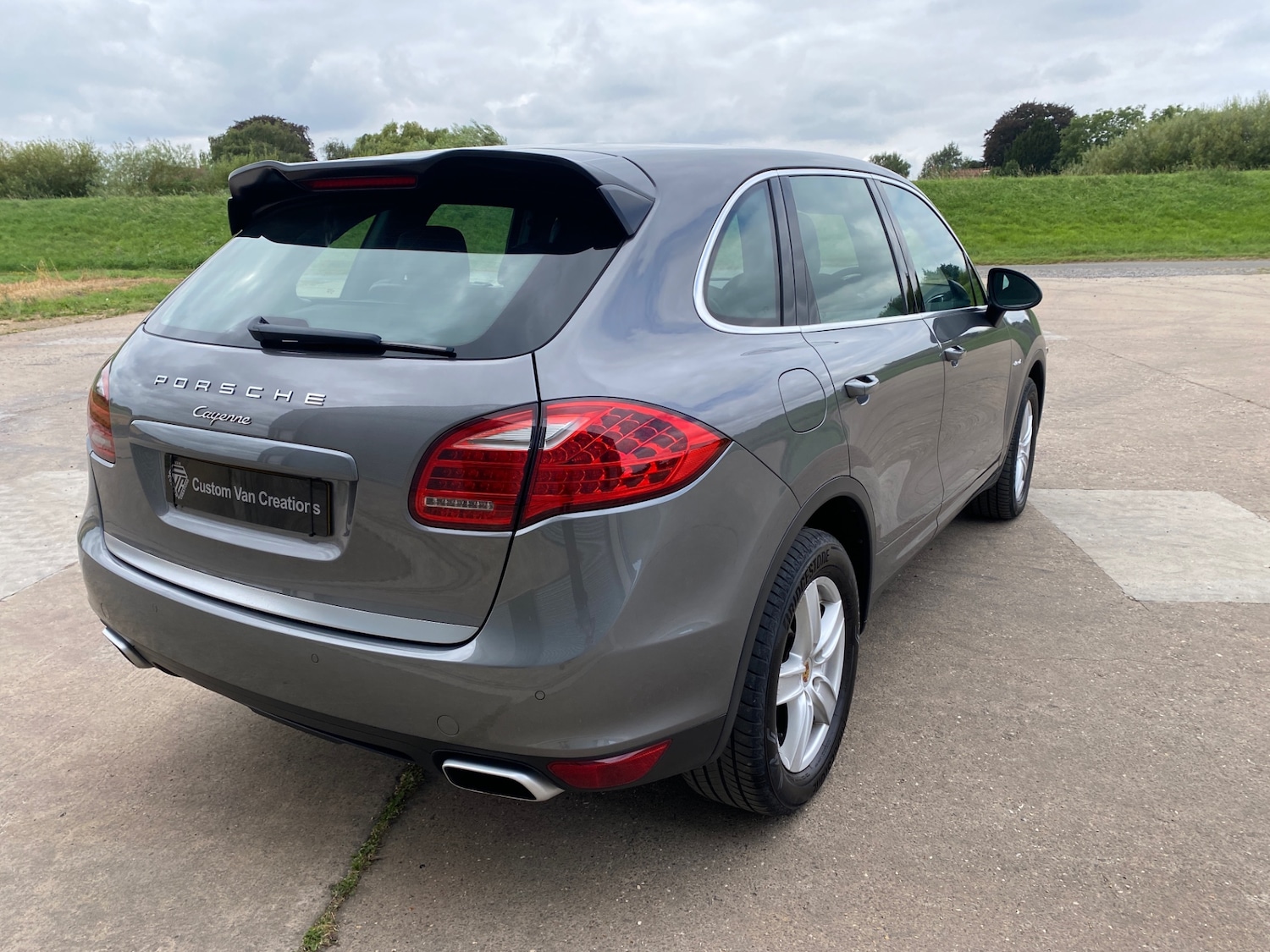 Used Porsche Cayenne 2012 for sale - 76687432: Photo 10