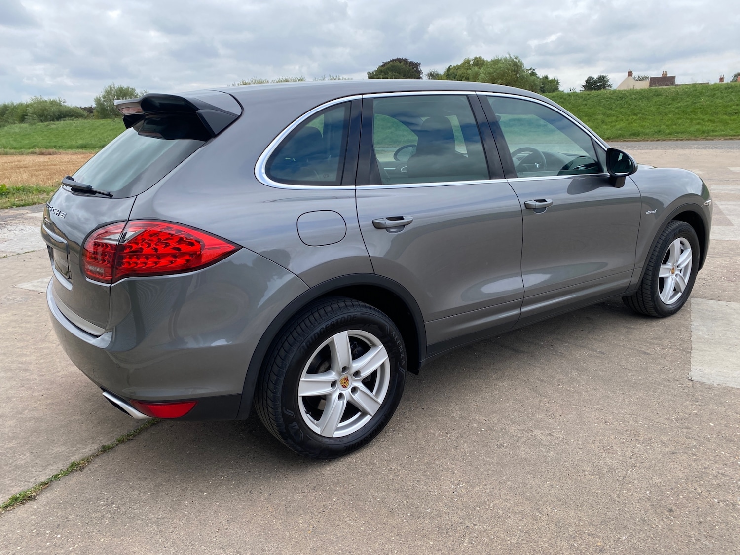 Used Porsche Cayenne 2012 for sale - 76687432: Photo 11