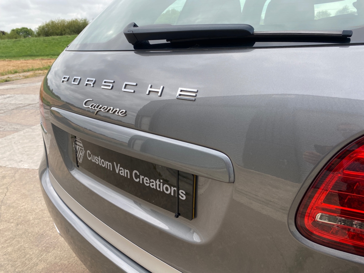 Used Porsche Cayenne 2012 for sale - 76687432: Photo 12