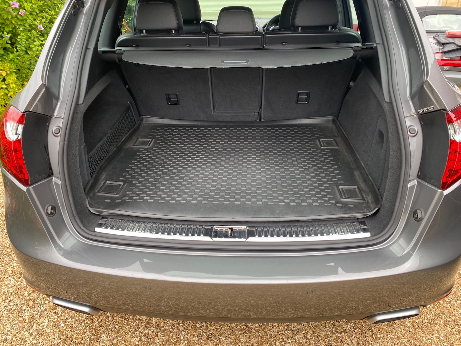 Used Porsche Cayenne 2012 for sale - 76687432: Photo 27