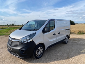 Used Vauxhall Vivaro 2015 for sale - 75412745: Photo