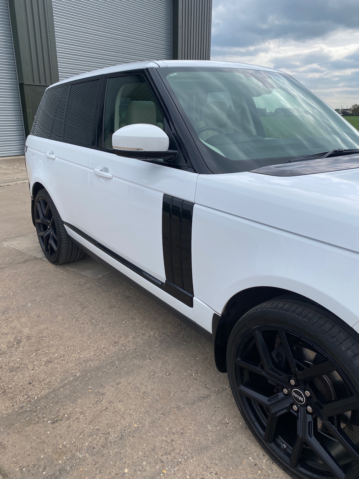 Used Land Rover Range Rover 2015 for sale - 76821348: Photo 19