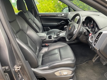 Used Porsche Cayenne 2012 for sale - 75608488: Photo