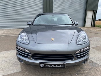 Used Porsche Cayenne 2012 for sale - 75608488: Photo