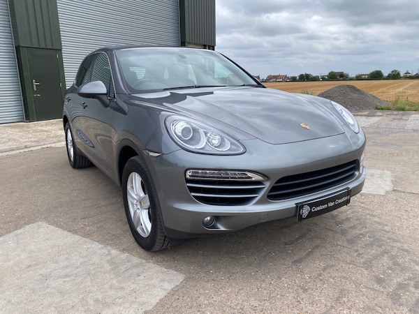 Used Porsche Cayenne 2012 for sale - 75608488: Photo 5