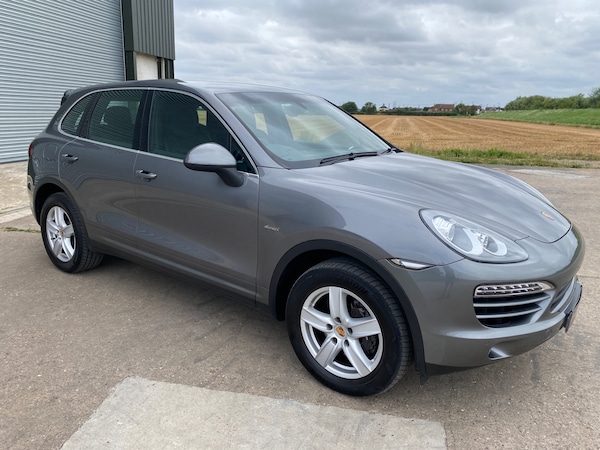 Used Porsche Cayenne 2012 for sale - 75608488: Photo 7