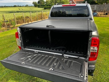 Used Nissan Navara 2021 for sale - 78984167: Photo