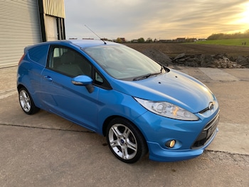 Used Ford Fiesta 2011 for sale - 76405490: Photo
