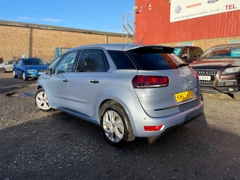 Used Citroen C4 Picasso 2013 for sale - 76914544: Photo