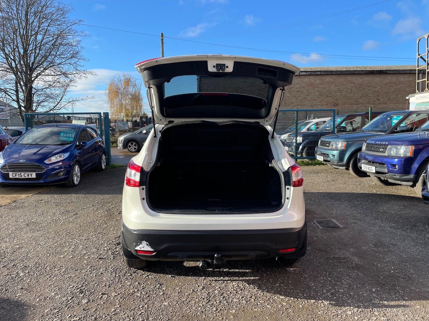 Used Nissan Qashqai 2015 for sale - 76914521: Photo 23