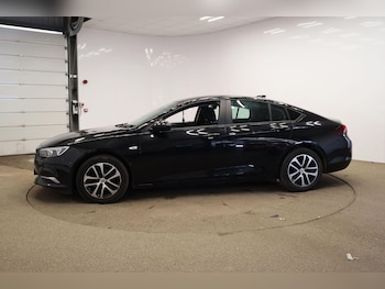 Used Vauxhall Insignia 2018 for sale - 78359199: Photo