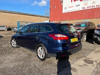 Used Ford Focus 2011 for sale - 76334627: Photo