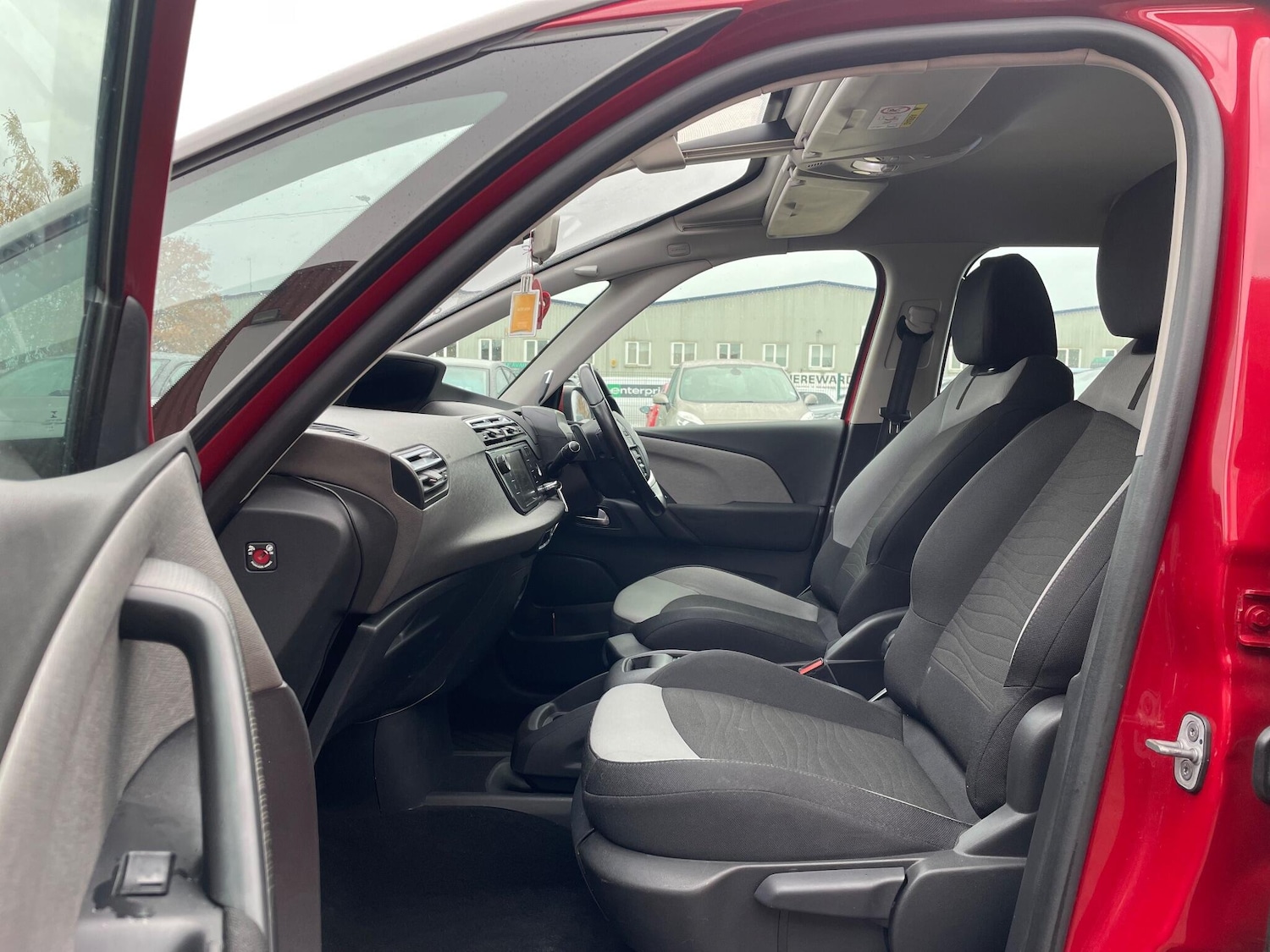 Used Citroen C4 Grand Picasso 2015 for sale - 76474861: Photo 18