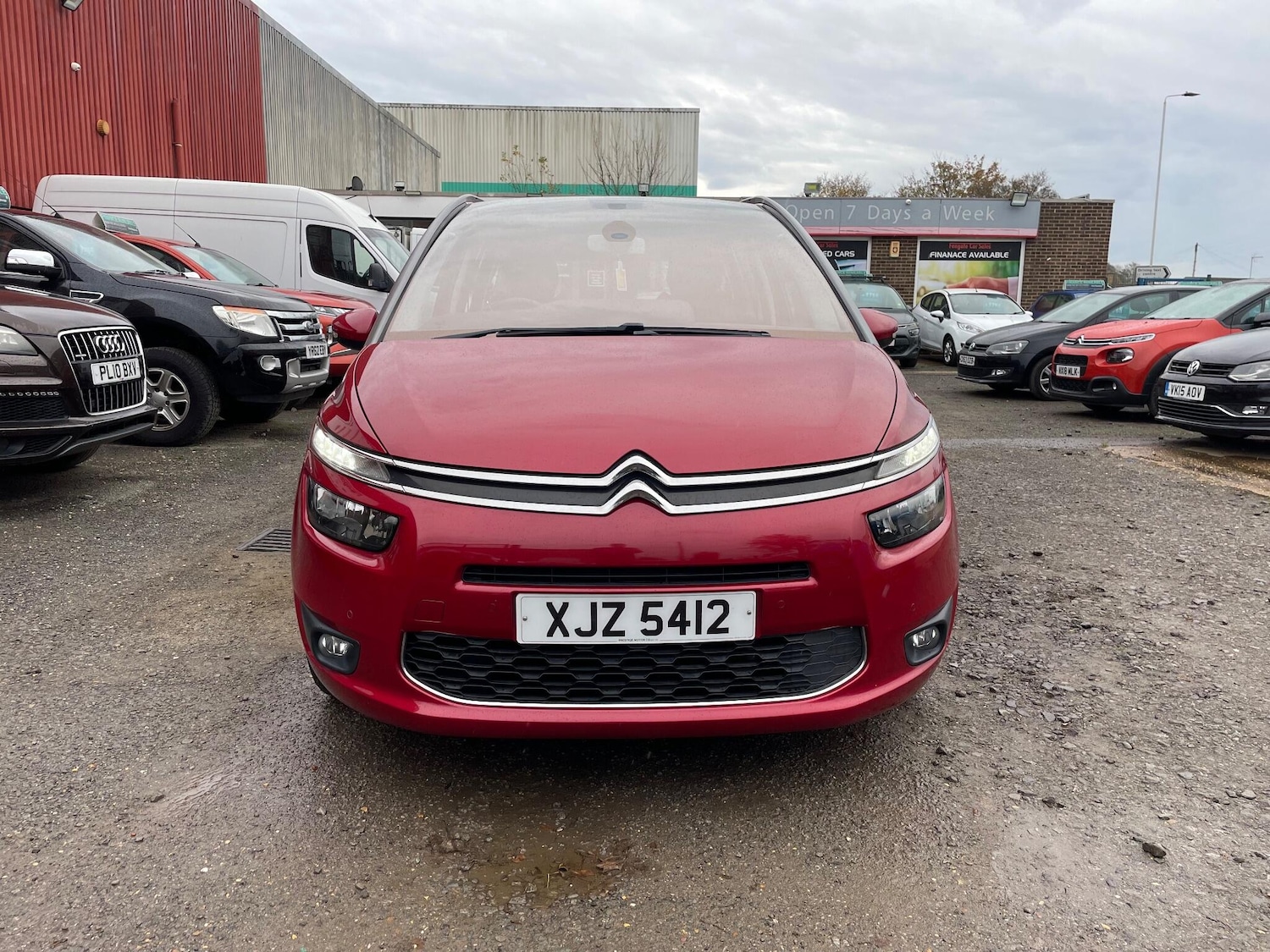 Used Citroen C4 Grand Picasso 2015 for sale - 76474861: Photo 6