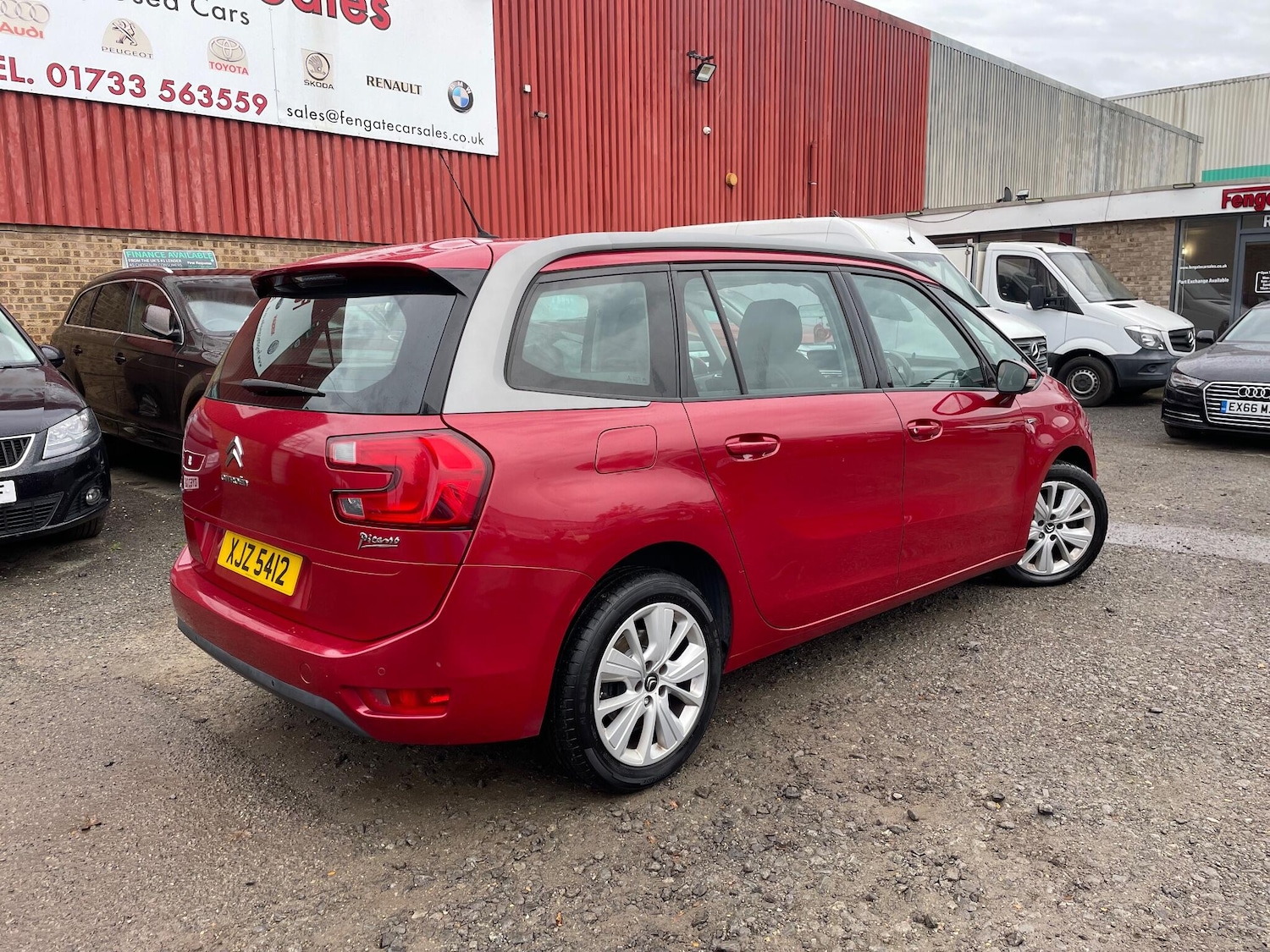 Used Citroen C4 Grand Picasso 2015 for sale - 76474861: Photo 7