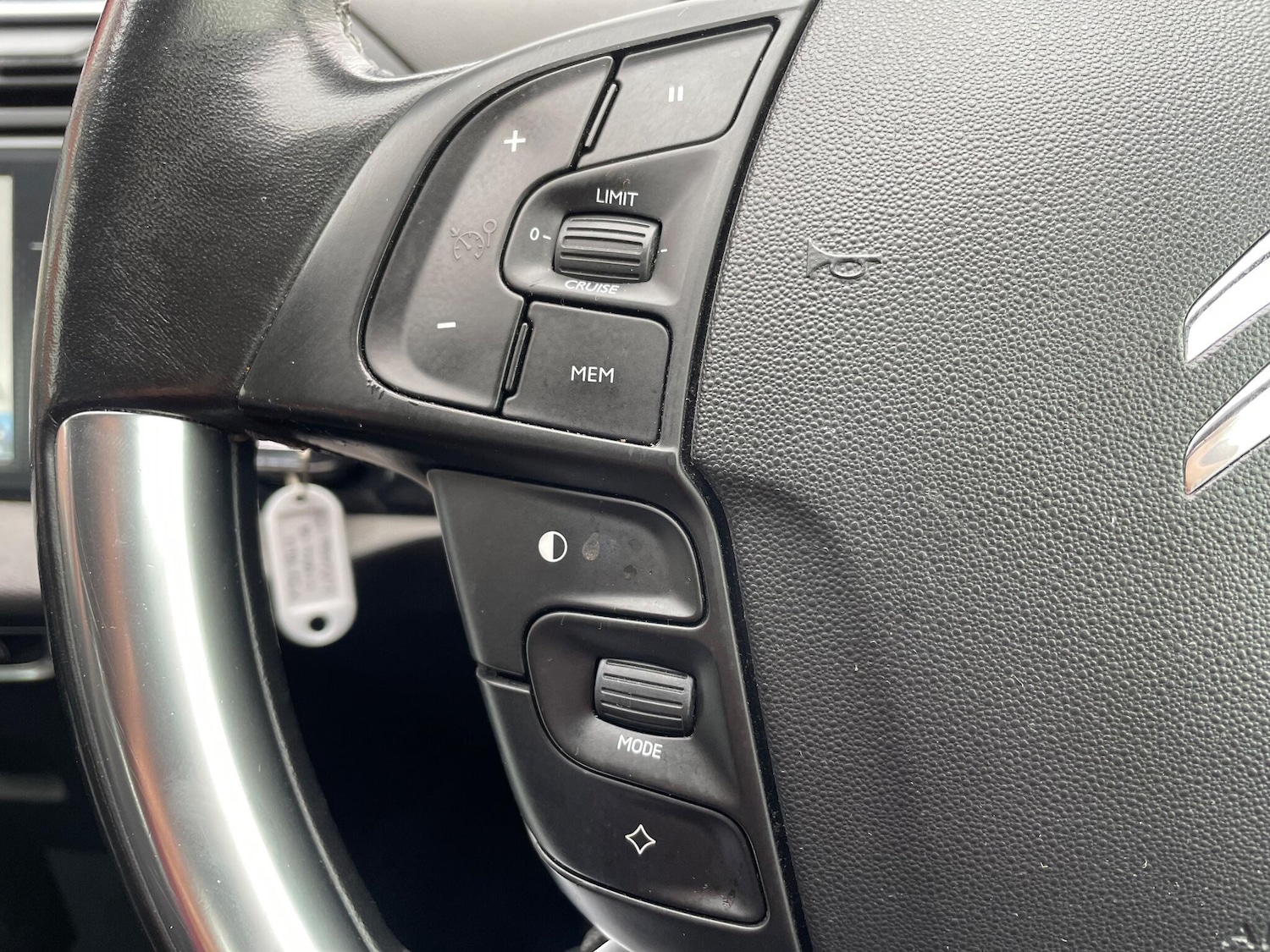 Used Citroen C4 Grand Picasso 2015 for sale - 76474861: Photo 9