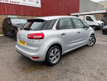Used Citroen C4 Picasso 2014 for sale - 76010730: Photo