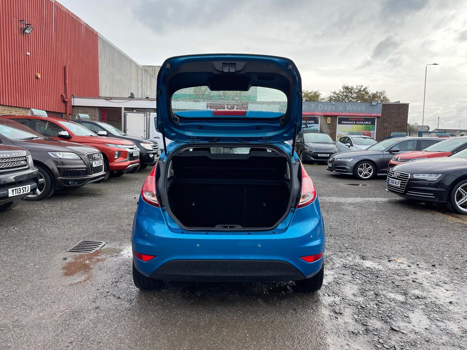 Used Ford Fiesta 2013 for sale - 76346838: Photo 21