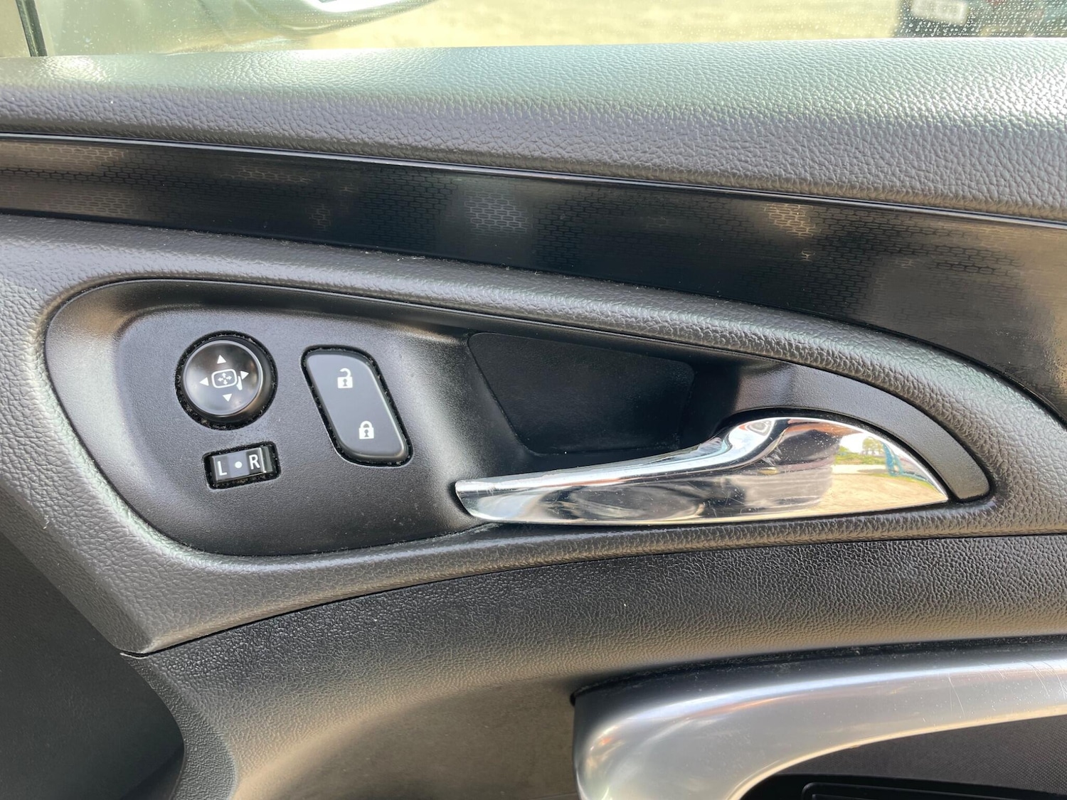 Used Vauxhall Insignia 2016 for sale - 78201569: Photo 14