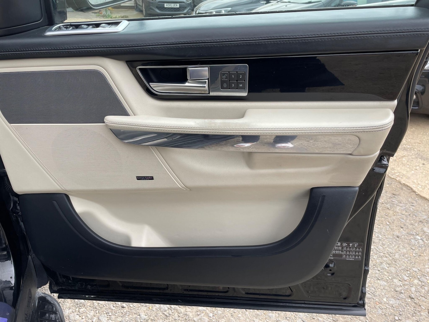 Used Land Rover Range Rover Sport 2013 for sale - 76914505: Photo 18