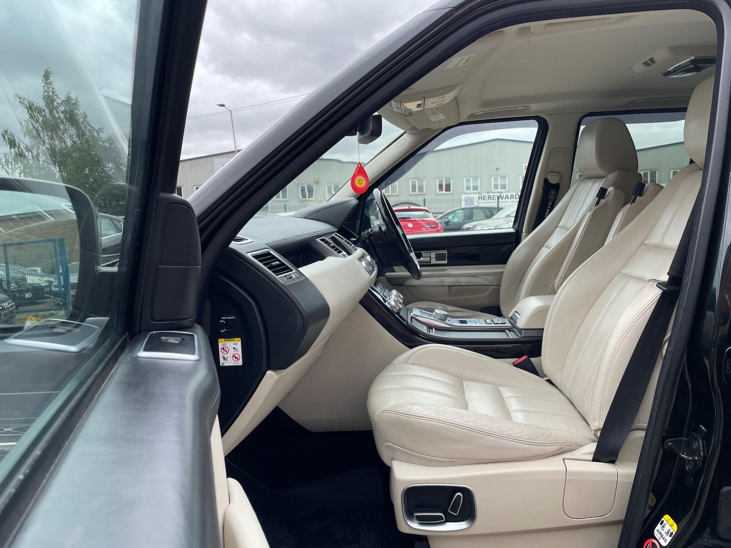 Used Land Rover Range Rover Sport 2013 for sale - 76914505: Photo 9