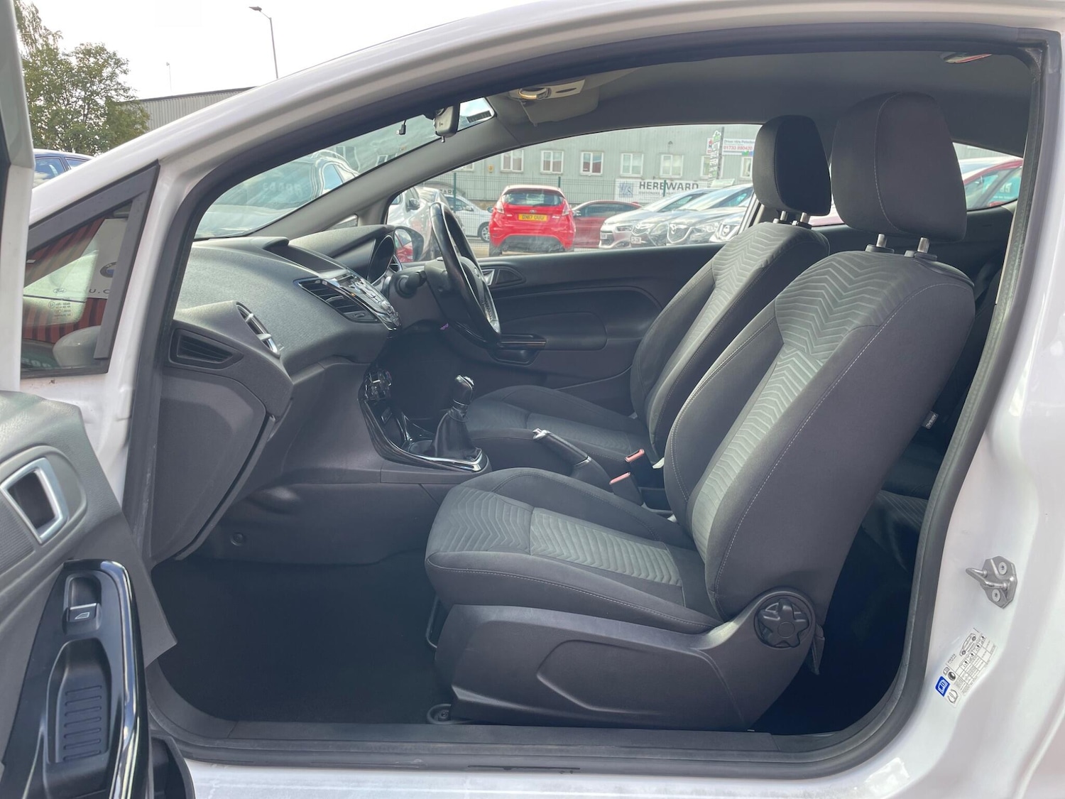 Used Ford Fiesta 2016 for sale - 76914517: Photo 15