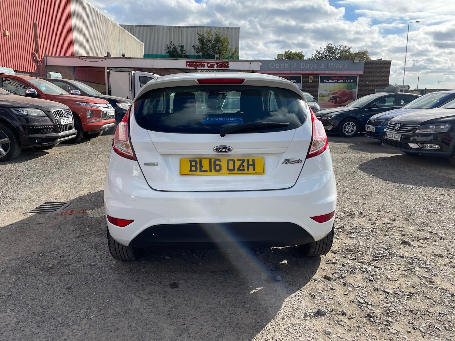 Used Ford Fiesta 2016 for sale - 76914517: Photo 8