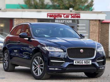 Used Jaguar F-Pace 2016 for sale - 79639640: Photo