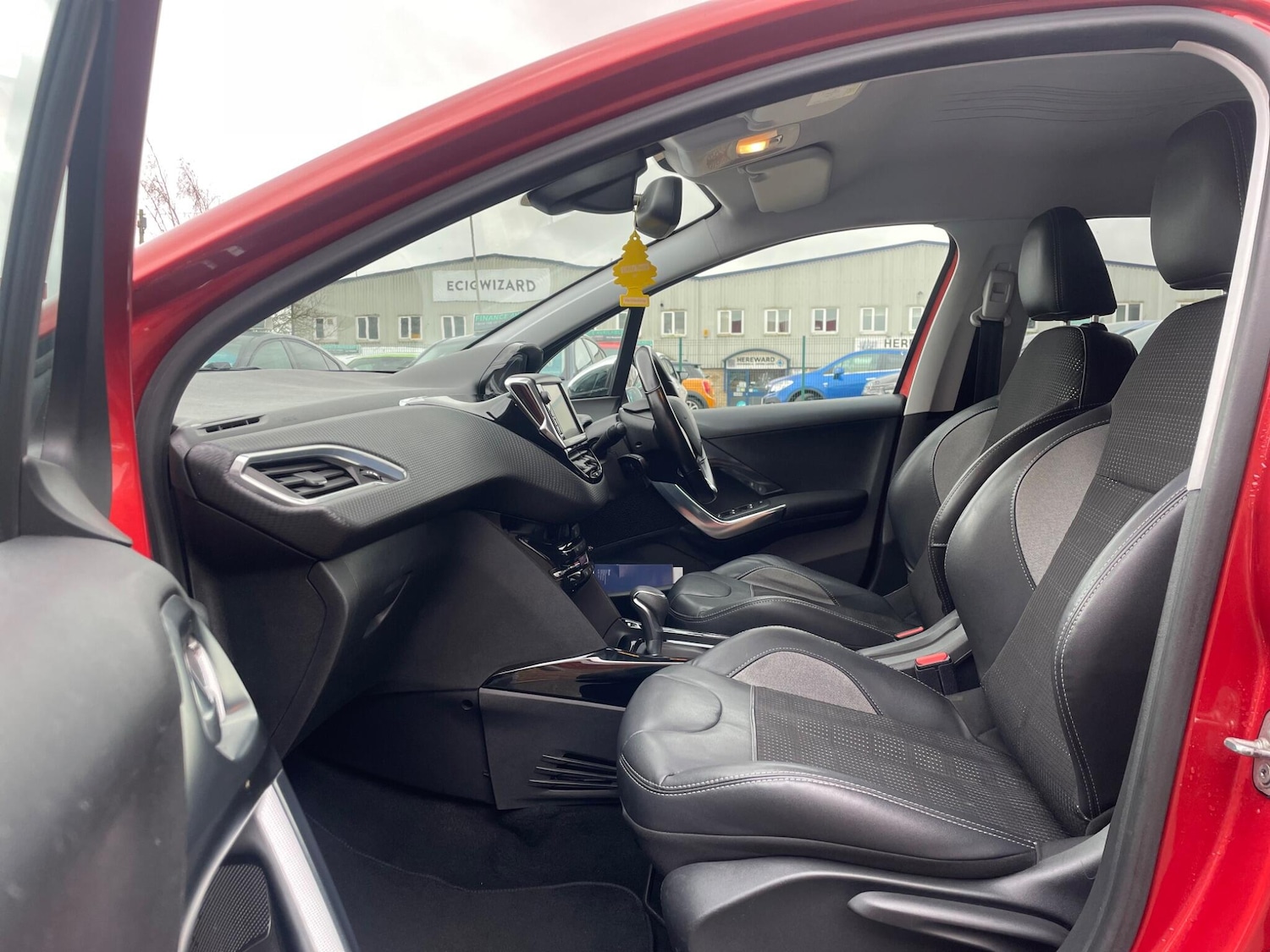 Used Peugeot 2008 2015 for sale - 77462953: Photo 21